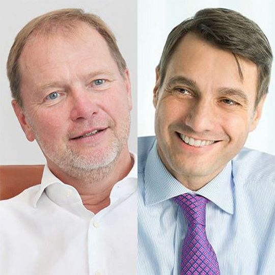Sind künftig Partner bei Fleetlogistics: Lars Henner Santelmann, Vorstandsvorsitzender der Volkswagen Financial Services AG (li.) und TÜV Süd Mobility-Chef Patrick Fruth. Sind künftig Partner bei Fleetlogistics: Lars Henner Santelmann, Vorstandsvorsitzender der Volkswagen Financial Services AG (li.) und TÜV Süd Mobility-Chef Patrick Fruth.