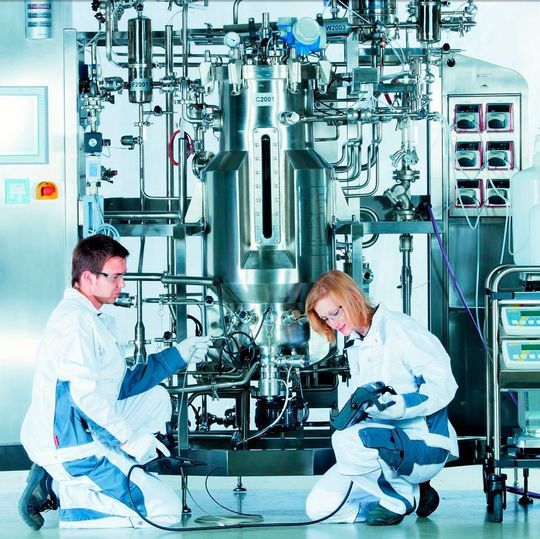 The scope of delivery will include 15 mixing and buffer tanks with a capacity of up to 1,000 liters. (sample image) The scope of delivery will include 15 mixing and buffer tanks with a capacity of up to 1,000 liters. (sample image)