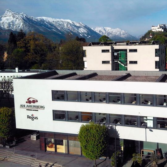 Vorerst ist das Österreichische Team von Mazak in Salzburg im Regus Areal anzutreffen. Der Bau einer Niederlassung ist geplant. Vorerst ist das Österreichische Team von Mazak in Salzburg im Regus Areal anzutreffen. Der Bau einer Niederlassung ist geplant.