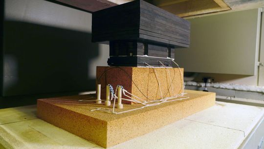 Insgesamt lieferte die Brenstoffzelle während einer Lebensdauer von 100.00 Stunden etwa 4.600 kWh.