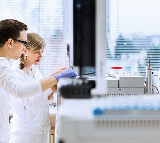 Bis zum 31. März können sich interessierte Einzelpersonen oder Laborgruppen für den Labvolution Award bewerben. Bis zum 31. März können sich interessierte Einzelpersonen oder Laborgruppen für den Labvolution Award bewerben.