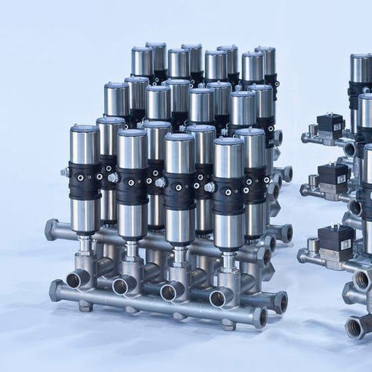 Compact modular valve cluster with all necessary certificates of conformity. Compact modular valve cluster with all necessary certificates of conformity.