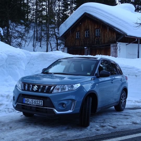 Suzuki hat den Vitara aufgefrischt. Suzuki hat den Vitara aufgefrischt.