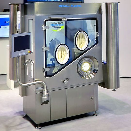 Metall+Plastic is showcasing an innovative technology for the decontamination of isolators. An isolator exhibit will show visitors how the Deco pulse technology can massively cut decontamination times. Metall+Plastic is showcasing an innovative technology for the decontamination of isolators. An isolator exhibit will show visitors how the Deco pulse technology can massively cut decontamination times.