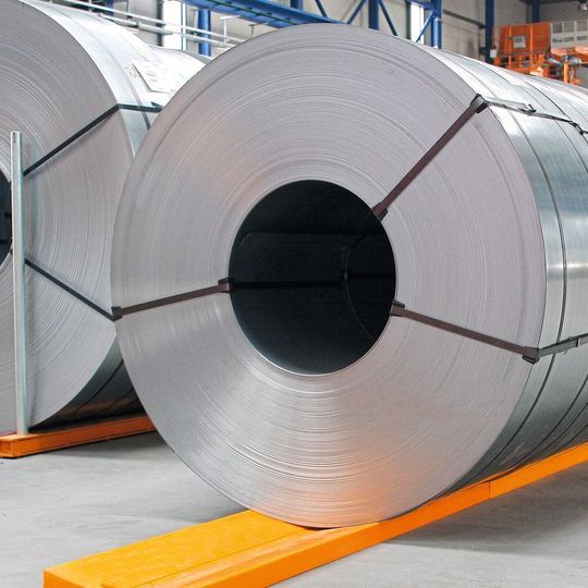 Secutex-Coilmatten sind extrem verschleißfest und beständig gegenüber Ölen und Schmierstoffen. Secutex-Coilmatten sind extrem verschleißfest und beständig gegenüber Ölen und Schmierstoffen.