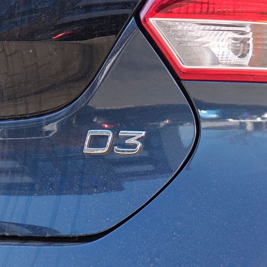 Volvo-Kunden können sich bereits jetzt für einen Nachrüstkat vormerken lassen. Volvo-Kunden können sich bereits jetzt für einen Nachrüstkat vormerken lassen.
