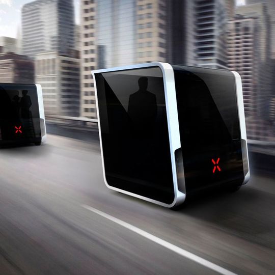 Next Future Transportation entwickelt so genannte Pods, die einzeln fahren können – sich aber auch zu einem längeren Konvoi zusammenschließen und wie eine Art Bus fungieren können. Next Future Transportation entwickelt so genannte Pods, die einzeln fahren können – sich aber auch zu einem längeren Konvoi zusammenschließen und wie eine Art Bus fungieren können.
