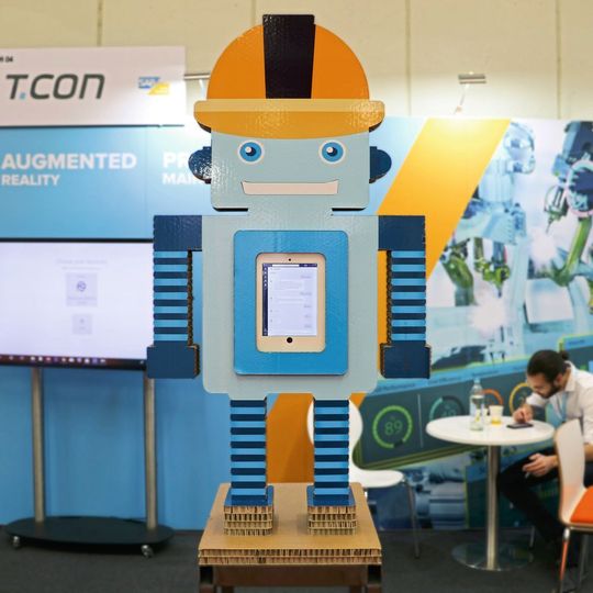 Marvin unterstützt Anwender als Chatbot bei der mobilen Instandhaltung.