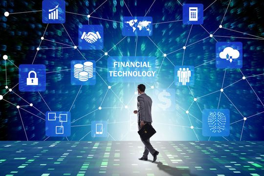 Continental, Commerzbank und Siemens haben in einem Pilotprojekt erstmalig ein Geldmarktwertpapier zwischen Unternehmen auf Basis der Blockchain-Technologie im Rahmen einer Testtransaktion abgewickelt. Continental, Commerzbank und Siemens haben in einem Pilotprojekt erstmalig ein Geldmarktwertpapier zwischen Unternehmen auf Basis der Blockchain-Technologie im Rahmen einer Testtransaktion abgewickelt.