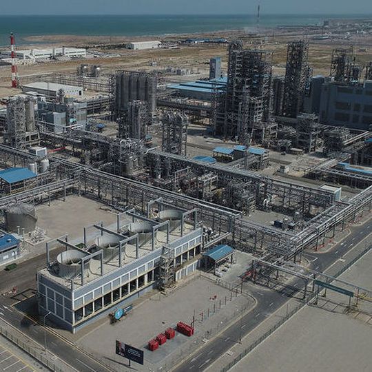 The complex at its full capacity will increase export revenues of the country's non-oil sector by 15 % and gross domestic product of the Absheron economic region by 14 %. The complex at its full capacity will increase export revenues of the country's non-oil sector by 15 % and gross domestic product of the Absheron economic region by 14 %.