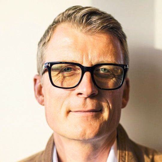 Jörg Sommer ist der designierte neue CEO bei Streetscooter in Aachen, seit 2014 eine Tochter der Deutsche Post DHL Group. Jörg Sommer ist der designierte neue CEO bei Streetscooter in Aachen, seit 2014 eine Tochter der Deutsche Post DHL Group.