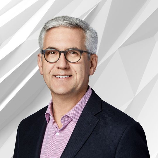 Die Zusammenarbeit von ABB und Dassault nennt ABB CEO Ulrich Spiesshöfer ein Game Changer für beide Unternehmen. Die Zusammenarbeit von ABB und Dassault nennt ABB CEO Ulrich Spiesshöfer ein Game Changer für beide Unternehmen.