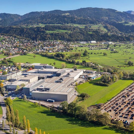 Dank der Investitionen in verschiedenste Bereiche ist die Meusburger Group nach eigenen Angaben strategisch gut aufgestellt und für die Zukunft gerüstet. Dank der Investitionen in verschiedenste Bereiche ist die Meusburger Group nach eigenen Angaben strategisch gut aufgestellt und für die Zukunft gerüstet.