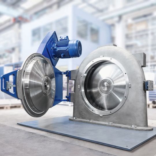 Hosokawa Alpine präsentiert mit der Contraplex Weitkammermühle CW II sowie dem Turboplex Feinstsichter ATP und TSP Lösungen für den 3D-Druck. Hosokawa Alpine präsentiert mit der Contraplex Weitkammermühle CW II sowie dem Turboplex Feinstsichter ATP und TSP Lösungen für den 3D-Druck.