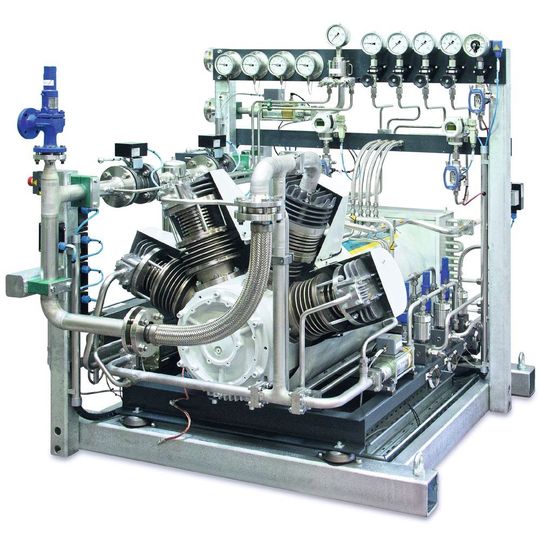 Ein Highlight auf dem diesjährigen Messeauftritt von Sauer Compressors: Der „HAUG.Sauer NanoLoc“ für Enddrücke von bis zu 450 bar(ü). Ein Highlight auf dem diesjährigen Messeauftritt von Sauer Compressors: Der „HAUG.Sauer NanoLoc“ für Enddrücke von bis zu 450 bar(ü).