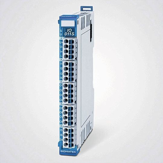 Das Smart Modul IO 011S von Sigmatek mit Zeitstempelfunktion verfügt über 14 digitale Ein- und Ausgänge sowie zwei analoge Eingänge. Das Smart Modul IO 011S von Sigmatek mit Zeitstempelfunktion verfügt über 14 digitale Ein- und Ausgänge sowie zwei analoge Eingänge.