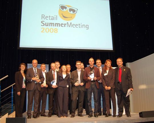Ingram Micro verlieh auf dem Retail Summer Awards für besondere Leistungen. Ingram Micro verlieh auf dem Retail Summer Awards für besondere Leistungen.