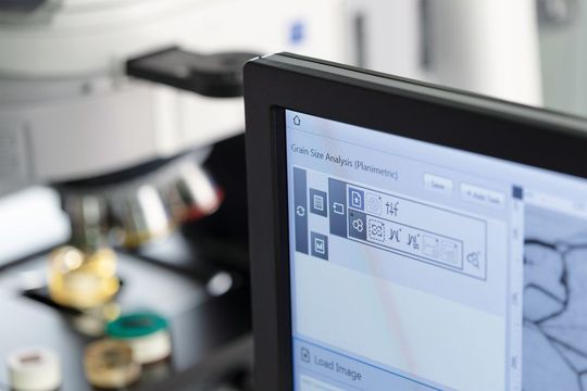 Die Zeiss ZEN core Software-Suite für die Mikroskopie, automatisierte Analysen und multimodale Arbeitsabläufe. Die Zeiss ZEN core Software-Suite für die Mikroskopie, automatisierte Analysen und multimodale Arbeitsabläufe.