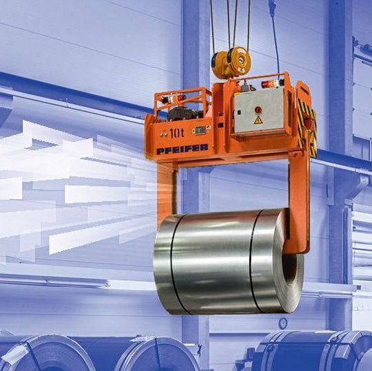 Die Grundalge für Pfeifer P-Plus bilden spezielle, in den Lastaufnahmemitteln verbaute Sensoren sowie digitale Tools, mit deren Hilfe relevante Daten von Produkten wie Coil- und Paketzangen erfasst und aufgezeichnet werden. Die Grundalge für Pfeifer P-Plus bilden spezielle, in den Lastaufnahmemitteln verbaute Sensoren sowie digitale Tools, mit deren Hilfe relevante Daten von Produkten wie Coil- und Paketzangen erfasst und aufgezeichnet werden.