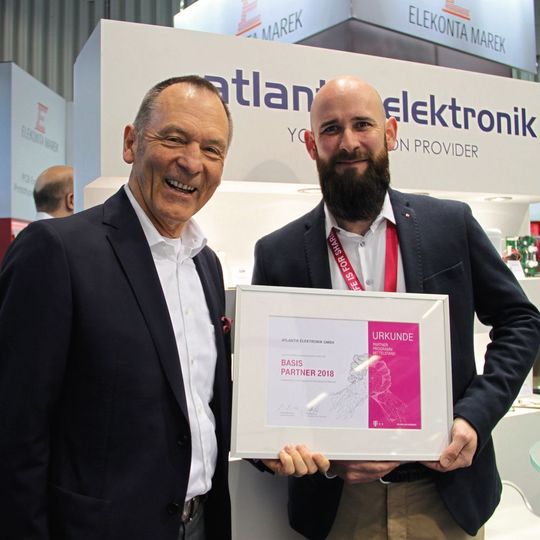 Atlantik Elektronik ist Telekom Basis Partner 2018: die Auszeichnung wurde auf der embedded world 2019 verliehen. Atlantik Elektronik ist Telekom Basis Partner 2018: die Auszeichnung wurde auf der embedded world 2019 verliehen.