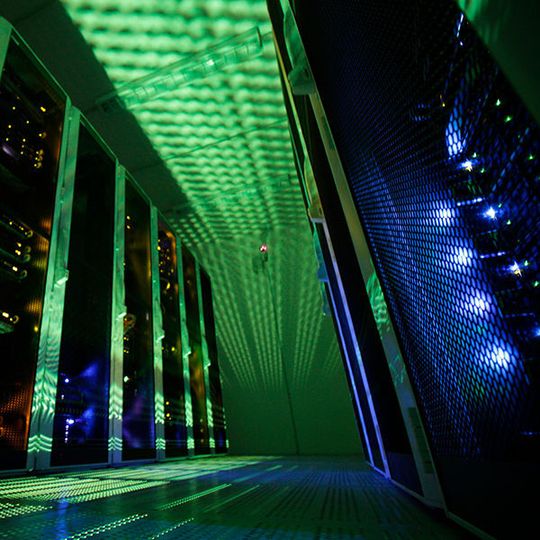 Die für den neuen Dienst Plutexstorage genutzten Speichersysteme stehen in den zertifizierten Rechenzentren von Plutex in Bremen und Bielefeld. Die für den neuen Dienst Plutexstorage genutzten Speichersysteme stehen in den zertifizierten Rechenzentren von Plutex in Bremen und Bielefeld.