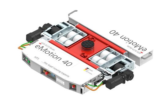 Das „ECO-Skate eMotion 40“ kann Lasten bis 40 t Gewicht ohne weitere Schub- oder Zugmittel per Funkfernbedienung bewegen.