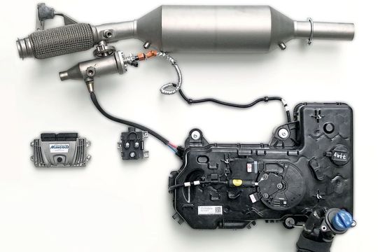 Das SCR-Nachrüstsystem Neoblue von Oberland Mangold soll noch vor Jahresende auf den Markt kommen – zuerst für den VW T5. Das SCR-Nachrüstsystem Neoblue von Oberland Mangold soll noch vor Jahresende auf den Markt kommen – zuerst für den VW T5.