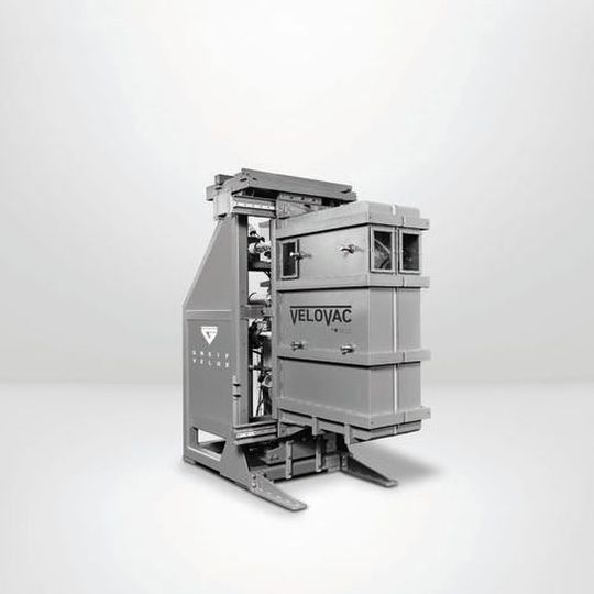 At Powtech, Greif-Velox will present the vacuum packer Velovac for the first time with the optimised external valve cutter Valvocut. At Powtech, Greif-Velox will present the vacuum packer Velovac for the first time with the optimised external valve cutter Valvocut.