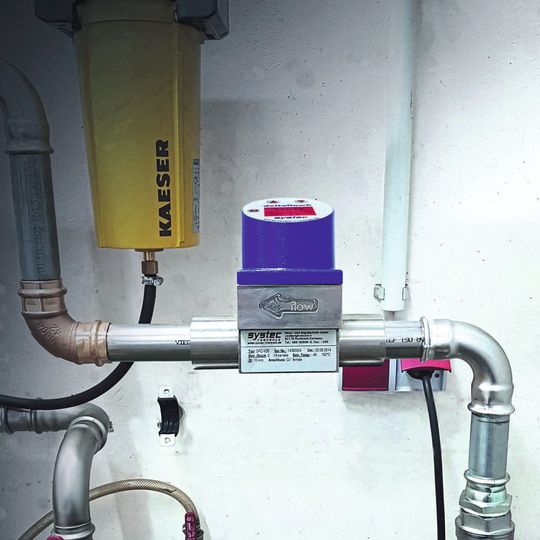 Der Differenzdruck-Durchflussmesser Deltaflow C muss nur alle fünf Jahre kalibriert werden und verspricht so einen reduzierten Wartungsaufwand. Der Differenzdruck-Durchflussmesser Deltaflow C muss nur alle fünf Jahre kalibriert werden und verspricht so einen reduzierten Wartungsaufwand.