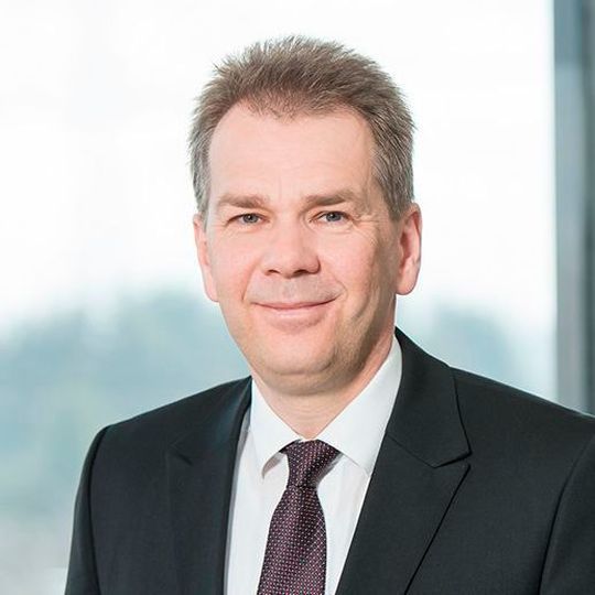 Frank Schwabe ist Verkaufsleiter der Steyer Textilservice GmbH, einem Vertragspartner der DBL. Frank Schwabe ist Verkaufsleiter der Steyer Textilservice GmbH, einem Vertragspartner der DBL.