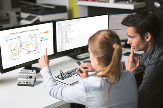 Über eine integrierte Ethernet-Schnittstelle lässt sich das Steuerrelais Easy E4 von Eaton mit allen Standard-LAN/WLAN-Routern, Repeatern oder d-Lans verbinden. Über eine integrierte Ethernet-Schnittstelle lässt sich das Steuerrelais Easy E4 von Eaton mit allen Standard-LAN/WLAN-Routern, Repeatern oder d-Lans verbinden.
