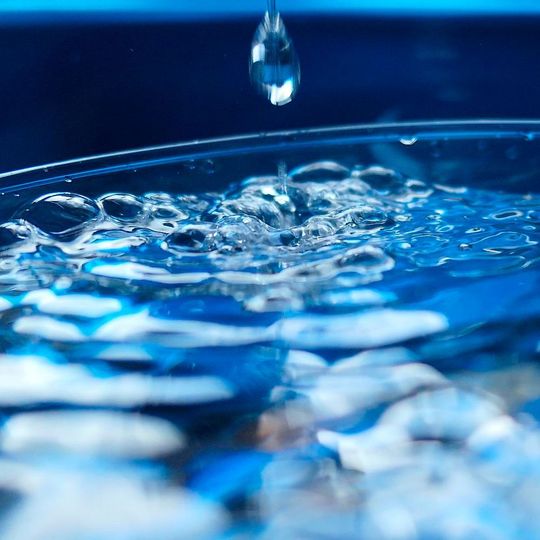Die Hochschule Fresenius weist auf den Forschungsbedarf bei polaren Stoffen im Trinkwasser hin. Die Hochschule Fresenius weist auf den Forschungsbedarf bei polaren Stoffen im Trinkwasser hin.