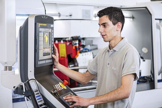 StuderTechnology est un outil qui met la rectification à la portée de tous en proposant une assistance parfaitement ciblée. StuderTechnology est un outil qui met la rectification à la portée de tous en proposant une assistance parfaitement ciblée.