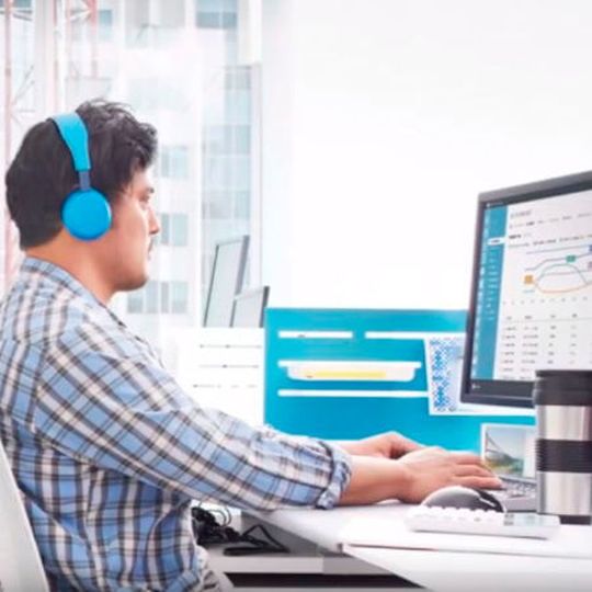 Microsoft versucht aktuell, bestehende Visual-Studio-Abonnenten über die Möglichkeiten ihrer Subskription aufzuklären. Microsoft versucht aktuell, bestehende Visual-Studio-Abonnenten über die Möglichkeiten ihrer Subskription aufzuklären.