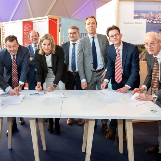 Um seine Nachhaltigkeitsziele zu erreichen, bringt der Hafen verschiedene Experten zusammen. Um seine Nachhaltigkeitsziele zu erreichen, bringt der Hafen verschiedene Experten zusammen.