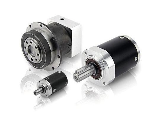 Für Anwendungen, die ein hohes Drehmoment erfordern, hat Nanotec jetzt High-Torque-Planetengetriebe. Beide Getriebeserien werden in ein- und zweistufigen Varianten angeboten. Für Anwendungen, die ein hohes Drehmoment erfordern, hat Nanotec jetzt High-Torque-Planetengetriebe. Beide Getriebeserien werden in ein- und zweistufigen Varianten angeboten.