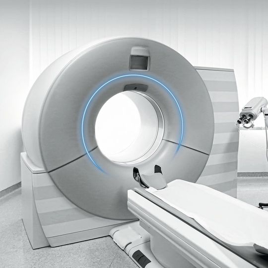 Bei Computertomographen gewährleisten direkt angetriebene Drahtwälzlager eine hohe Qualität der Aufnahmen. Bei Computertomographen gewährleisten direkt angetriebene Drahtwälzlager eine hohe Qualität der Aufnahmen.