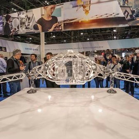 Leichter ins All: In einem Projekt mit der NASA entstand ein Lander für die Fortbewegung auf fernen Planeten. Zu sehen im Moment am Stand von Autodesk auf der Hannover Messe. Leichter ins All: In einem Projekt mit der NASA entstand ein Lander für die Fortbewegung auf fernen Planeten. Zu sehen im Moment am Stand von Autodesk auf der Hannover Messe.