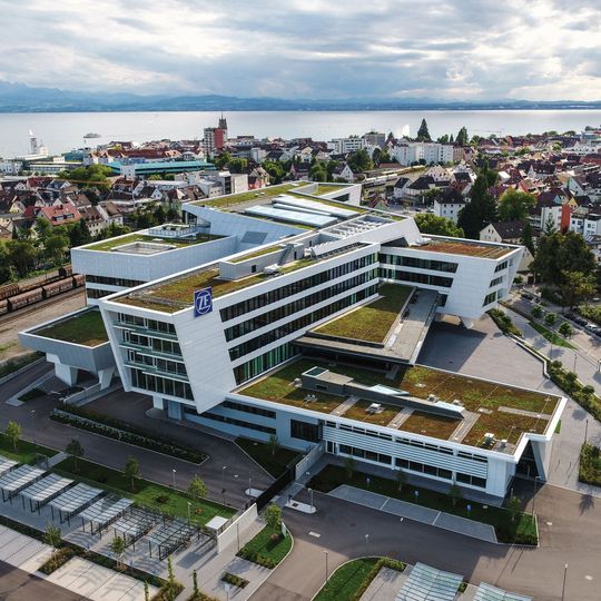 Blick auf das ZF-Forum in Friedrichshafen. Blick auf das ZF-Forum in Friedrichshafen.