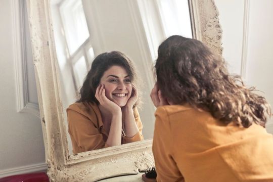 Die Persönlichkeit und der Charakter spiegeln sich oft auch in der Stimme wider. Gilt das auch für die Markenpersönlichkeit? Die Persönlichkeit und der Charakter spiegeln sich oft auch in der Stimme wider. Gilt das auch für die Markenpersönlichkeit?