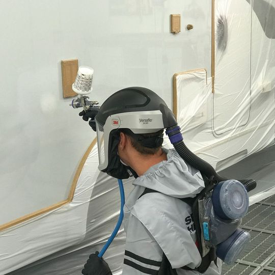 Der Lackhersteller Spies Hecker unterstützt Betriebe bei der Reparatur von Wohnmobilen und Caravans. Der Lackhersteller Spies Hecker unterstützt Betriebe bei der Reparatur von Wohnmobilen und Caravans.