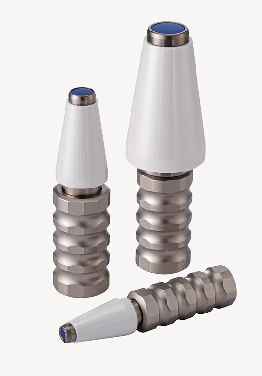 Avec la jauge conique Dyna Contact, le contact entre la jauge et la broche peut être testé optiquement pour déterminer rapidement et facilement la précision du cône de la broche d'une machine. Avec la jauge conique Dyna Contact, le contact entre la jauge et la broche peut être testé optiquement pour déterminer rapidement et facilement la précision du cône de la broche d'une machine.