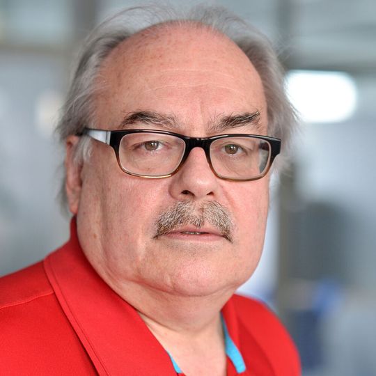 5G-Experte: Jürgen Schreier ist Redakteur bei Industry of Things und Bandbreite. 5G-Experte: Jürgen Schreier ist Redakteur bei Industry of Things und Bandbreite.