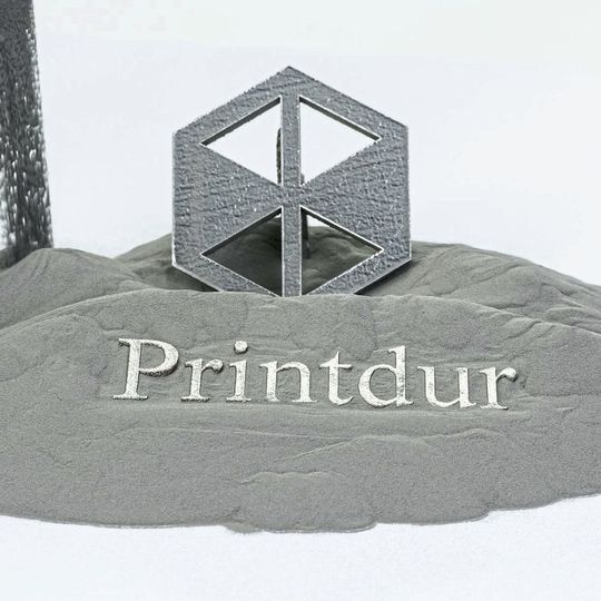 Dank einem breiten Spektrum verdüster Metallpulver, basierend auf Eisen, Nickel oder Kobalt, können Fertigungsbetriebe additiv hochwertige Bauteile fertigen. Dank einem breiten Spektrum verdüster Metallpulver, basierend auf Eisen, Nickel oder Kobalt, können Fertigungsbetriebe additiv hochwertige Bauteile fertigen.