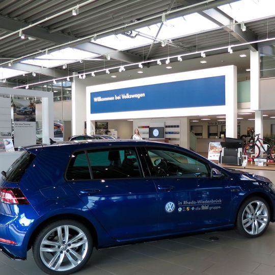 Die Auto-Zentrale Karl Thiel feiert in diesem Jahr 90-jähriges Jubiläum. Der VW-Betrieb hat einen Marktanteil von 40 Prozent in seinem Gebiet. Die Auto-Zentrale Karl Thiel feiert in diesem Jahr 90-jähriges Jubiläum. Der VW-Betrieb hat einen Marktanteil von 40 Prozent in seinem Gebiet.