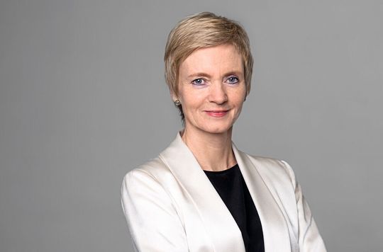 Dr. Monika Lessl übernimmt die Leitung der Bayer Science Foundation und der Bayer Cares Foundation. Dr. Monika Lessl übernimmt die Leitung der Bayer Science Foundation und der Bayer Cares Foundation.