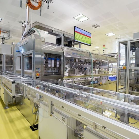 Für das neue Applikationssystem wurde in Dortmund eine Produktionsfläche für eine weitere flexible Montagelinie geschaffen. Für das neue Applikationssystem wurde in Dortmund eine Produktionsfläche für eine weitere flexible Montagelinie geschaffen.