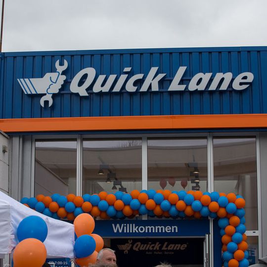 Quick Lane hat in Krefeld Mitte März den ersten Standort eröffnet. Quick Lane hat in Krefeld Mitte März den ersten Standort eröffnet.