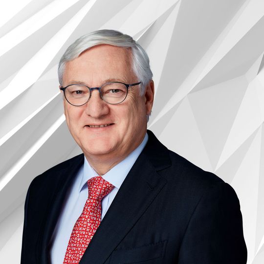 Übernimmt interimistisch die Nachfolge von Ulrich Spiesshofer: Verwaltungsratspräsident Peter Voser. Übernimmt interimistisch die Nachfolge von Ulrich Spiesshofer: Verwaltungsratspräsident Peter Voser.