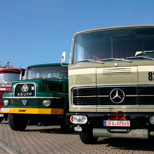 Gerade bei Lkw-Oldtimern sind 07er-Nummer beliebt. Der ADAD bietet für diese nun einen günstigeren Pannenschutz. Gerade bei Lkw-Oldtimern sind 07er-Nummer beliebt. Der ADAD bietet für diese nun einen günstigeren Pannenschutz.